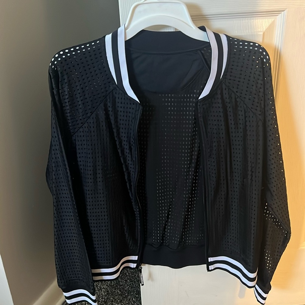 GOOD AMERICAN MESH BOMBER SIZE 4